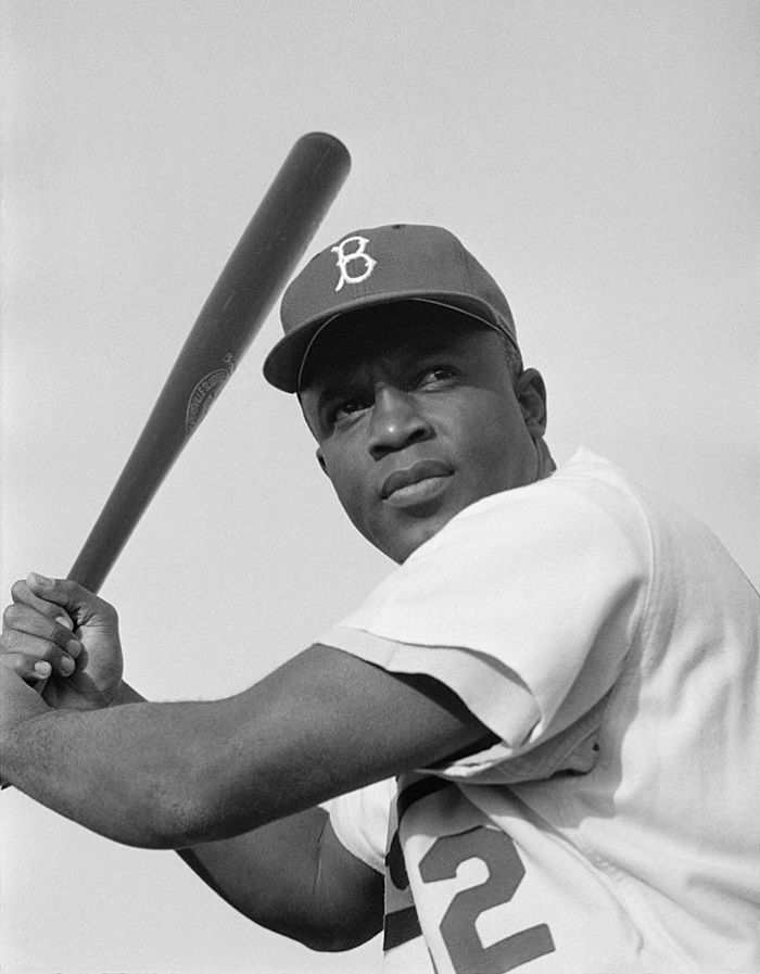 jackie_robinson_brooklyn_dodgers_1954.jpg