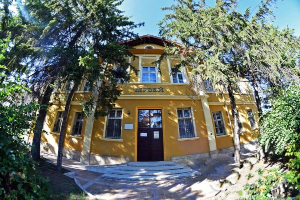 muzei-popovo.jpg