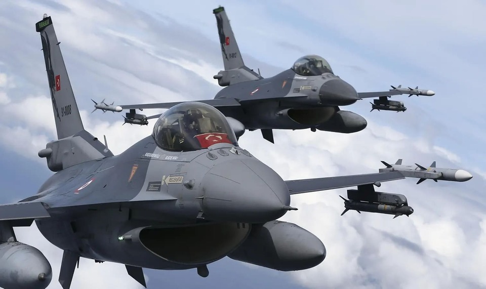 turkey-f16.jpg