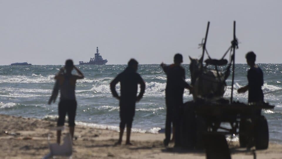 dostavka-na-lekarstva-za-ivitsata-gaza.jpg