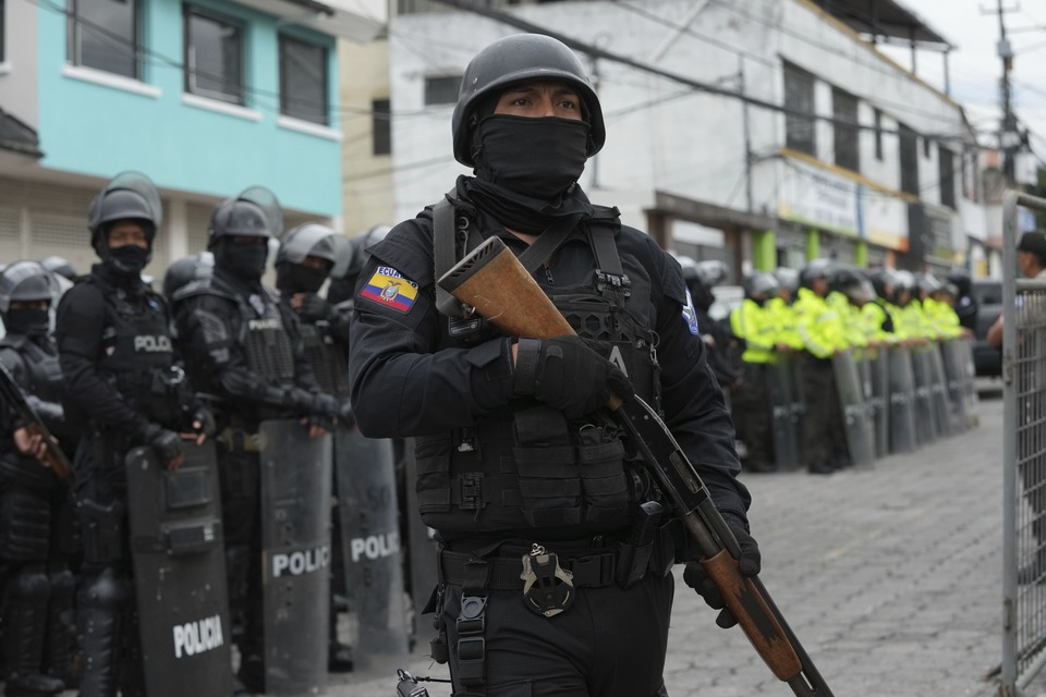 ecuadorian-gang-leader-escape.jpeg