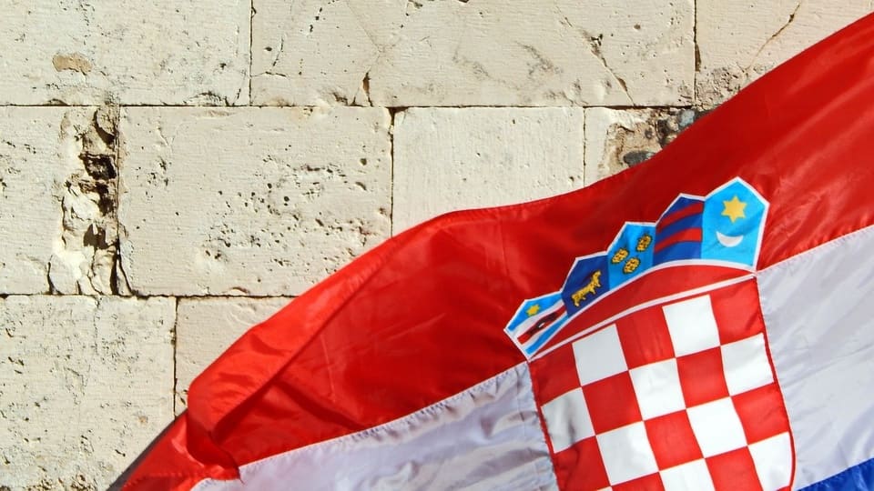 huratia-ubiistvo-jeni-promeni.jpg