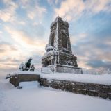 В битката за Шипка, Йона е била доброволка на първа линия