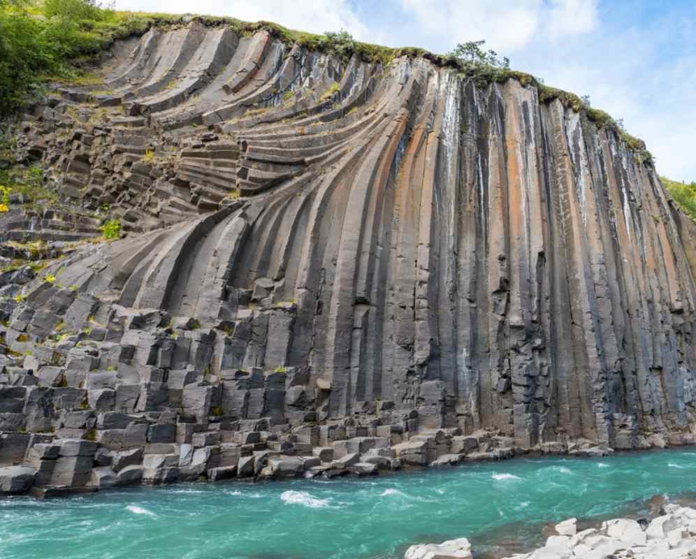 studlagil_canyon1.jpg