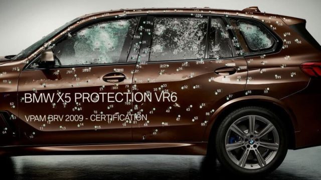 BMW подложено на Калашников