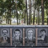 Монумент на загиналите при разчистване на отломките от Чернобил