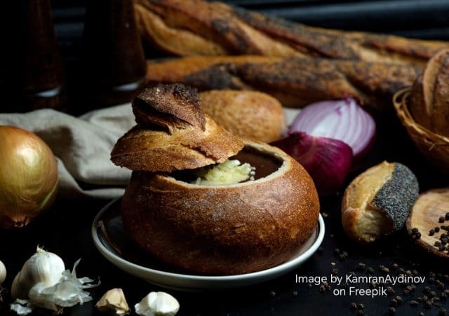 french-onion-soup-crusty-bread-bowl.jpg