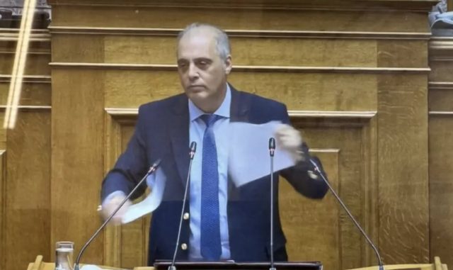 Лидер на националистическата партия в Гърция скъса Преспенския договор