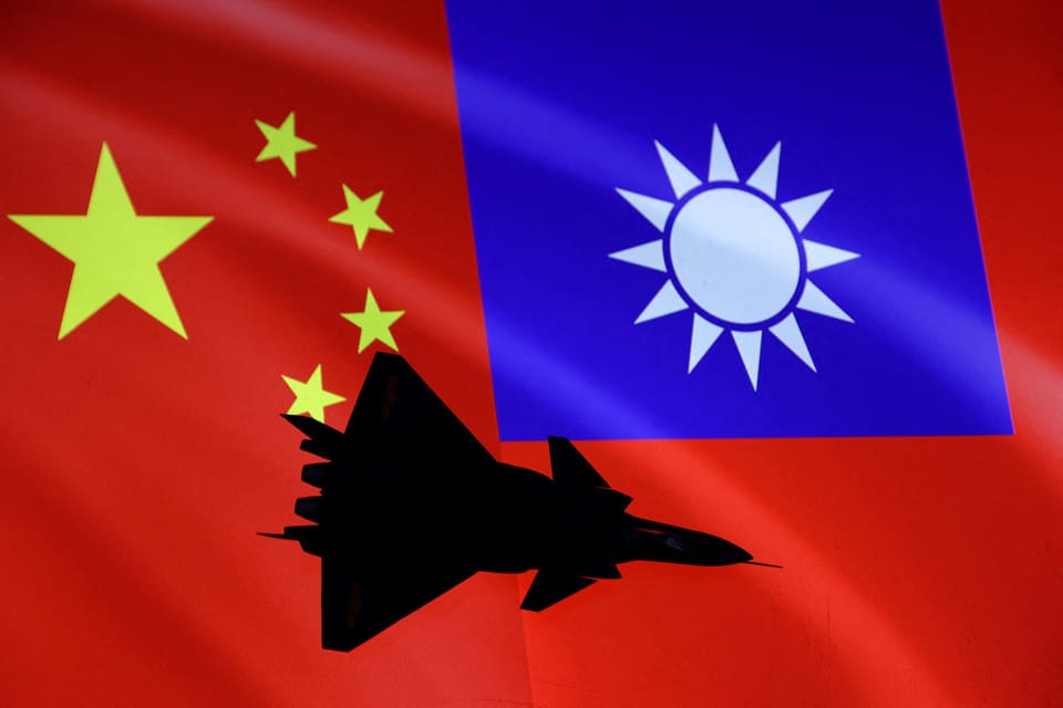 china-vs-taiwan.jpg