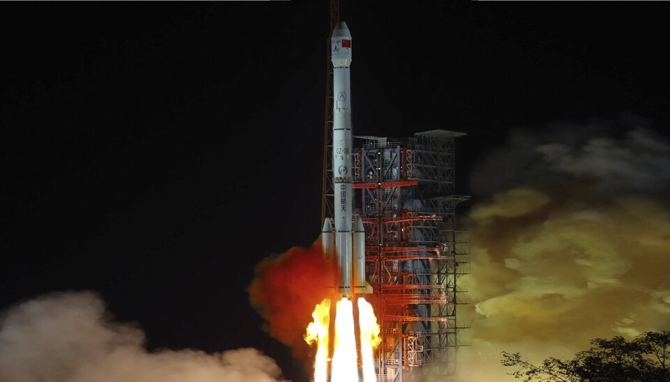 raketa-hiperbola-china.jpg