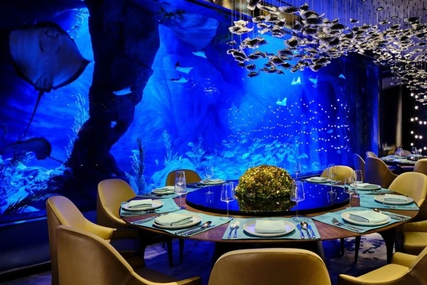 хотел InterContinental Shanghai Wonderland