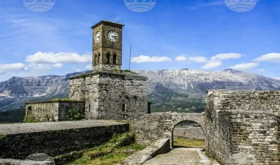 krepostta-v-girokastra.webp
