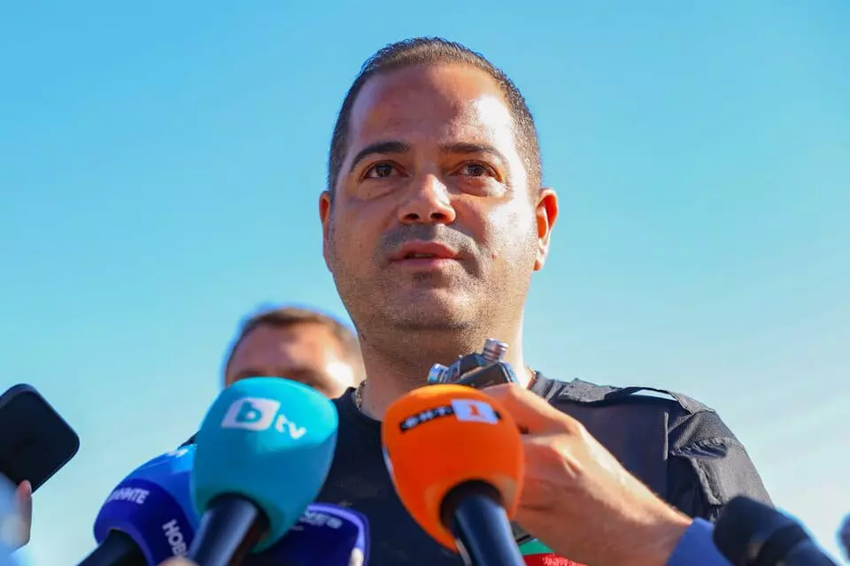 slujeben-minister-utreshni-raboti.webp