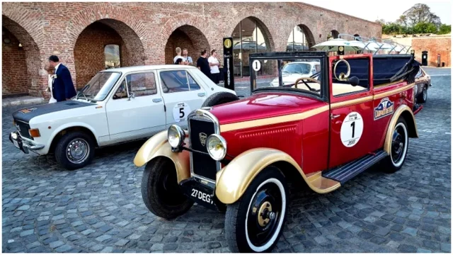 Ретро коли пред музея 