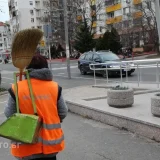 жена с метла