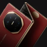Huawei Смартфон, сгъваем дисплей