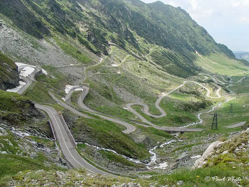 transfagarashkoto-shose-v-rumaniya.webp