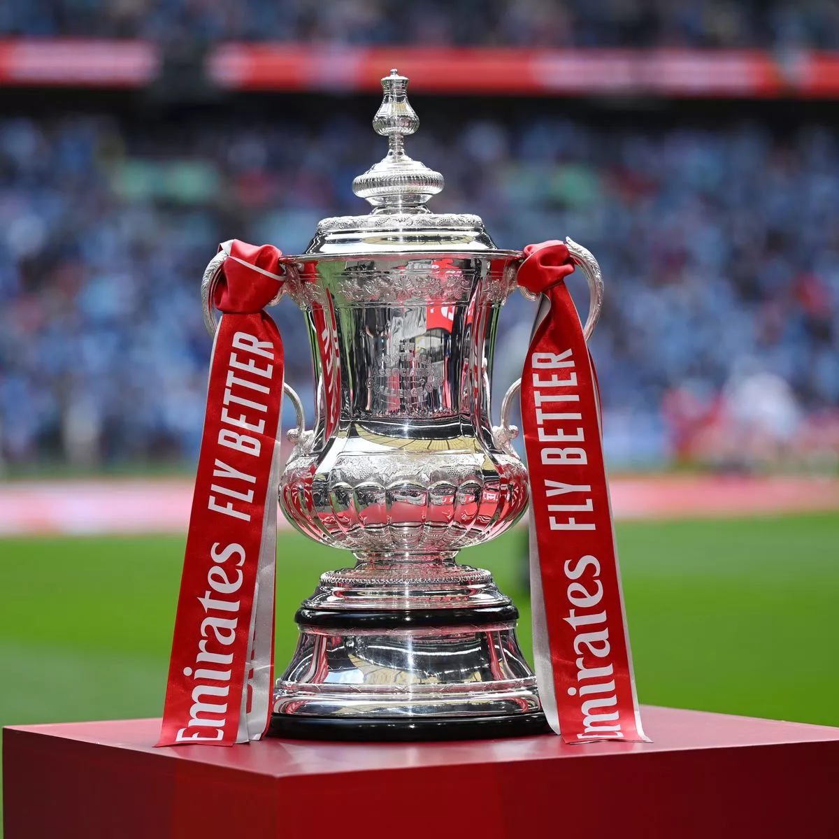 fa-cup-trophy-today.webp