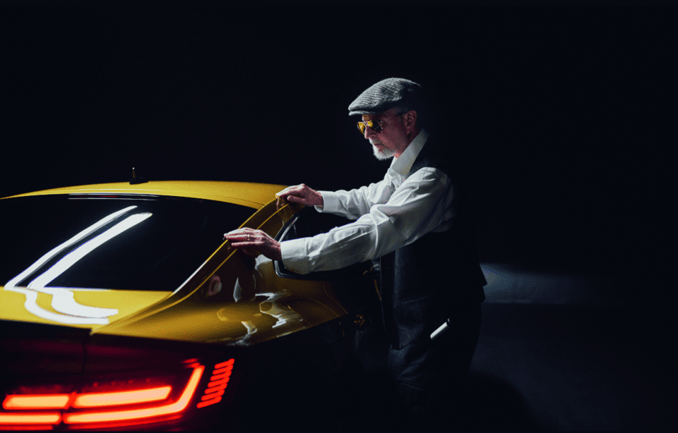 peter-eckert-the-blind-photographer-car.webp