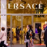 модна къща Versace