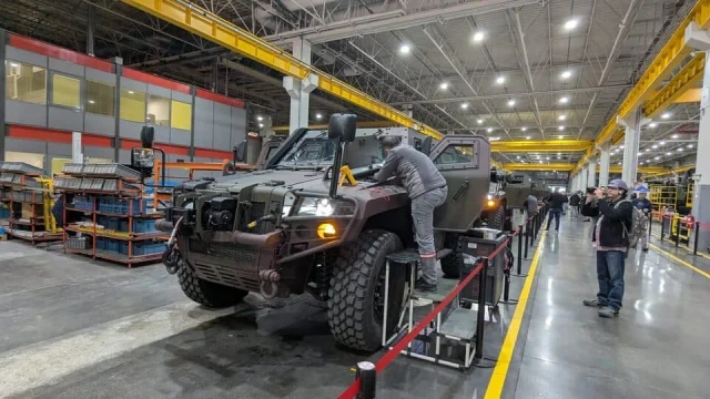 бронирана машина Румъния