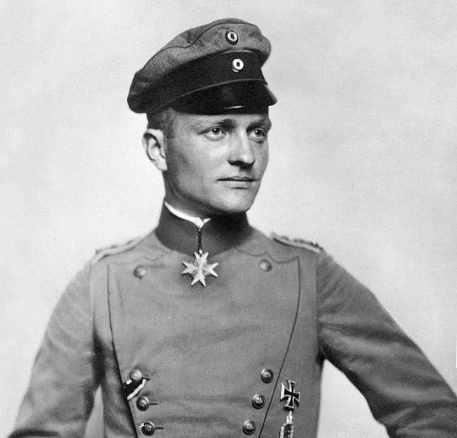 pilot-cherveniq-baron.webp