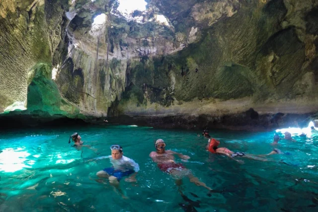 Thunderball Grotto – Гръмотевичната пещера на Бахамите