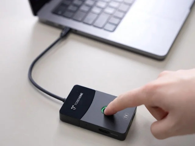 безжичен HDMI предавателен хъб
