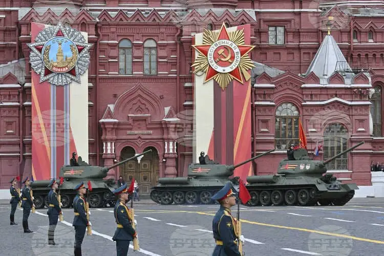 cherveniq-ploshtad-rusia.webp