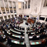 Белгия с промени в конституцията и еднокамерен парламент
