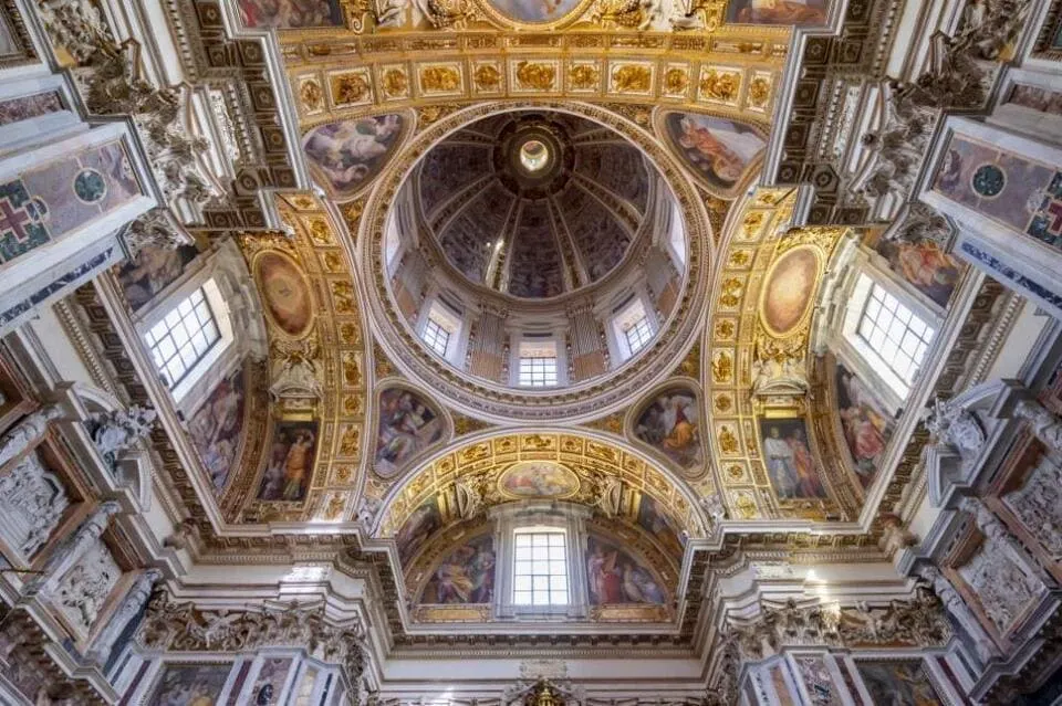 katedralata-santa-mariia-madzhore.webp