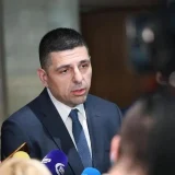 Мирчев внася законопроект, задължаващ полицаите да носят боди камери