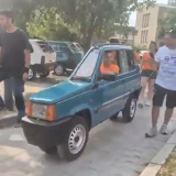 най-малката кола в света