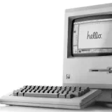 почина дизайнерът на Apple