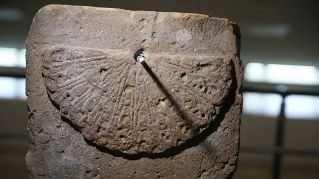 слънчев часовник