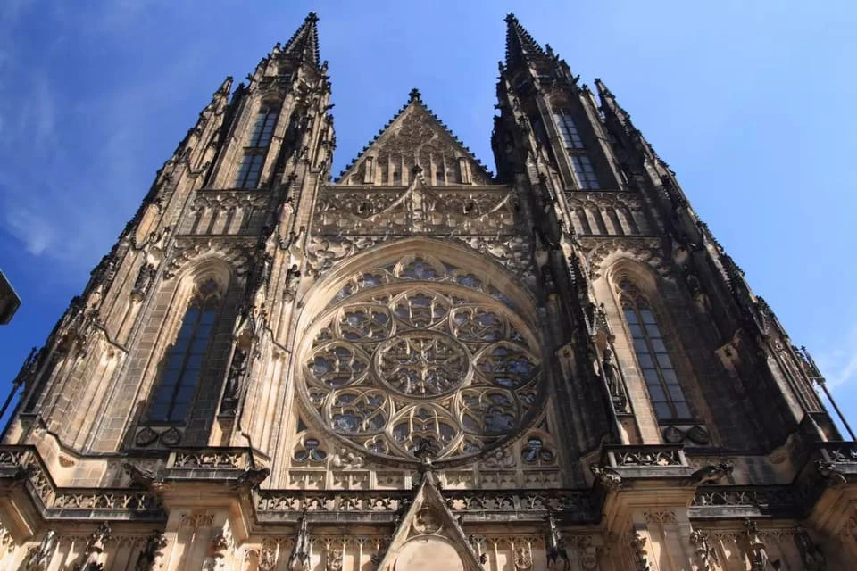 katedrala-sveti-vit-v-praga.webp