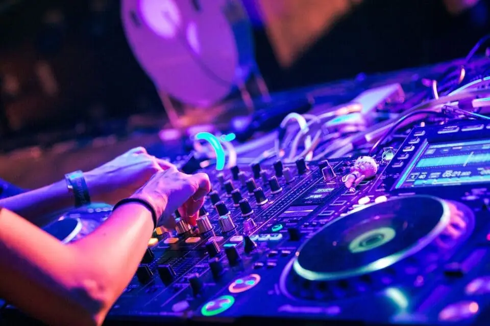 dj-miks.webp