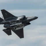 квадракоптер с F35