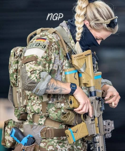 germanski-voinik-s-nova-pushka.webp