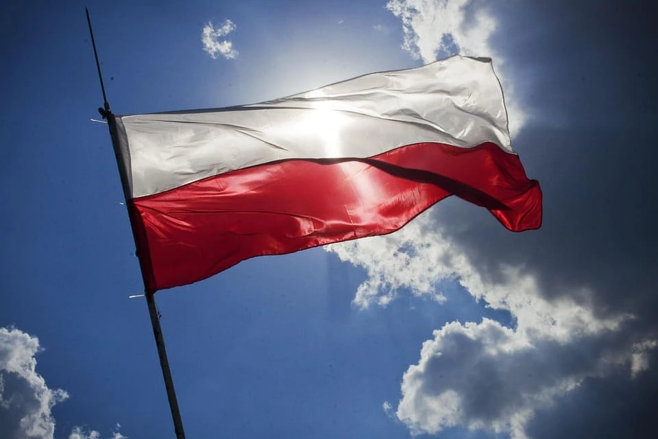 polski-flag.webp
