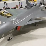 турския боен дрон kizilelma