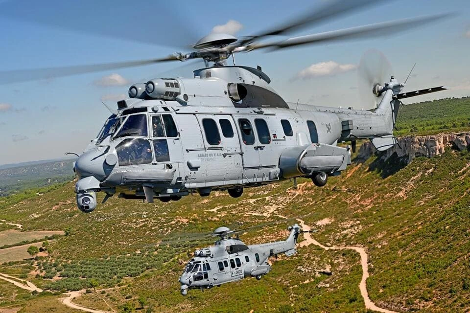 vertolet-maroco-h225m-caracal.webp