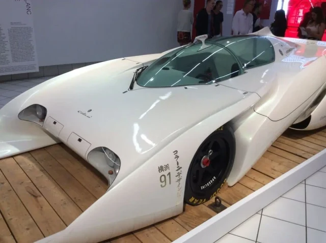 Футуристичният автомобил colani-stingray