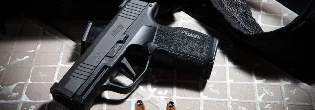 пистолет sig-sauer