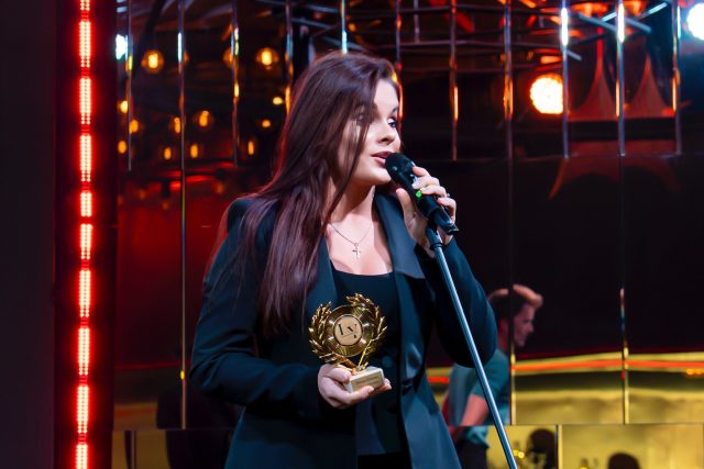 лидер на годината награда 