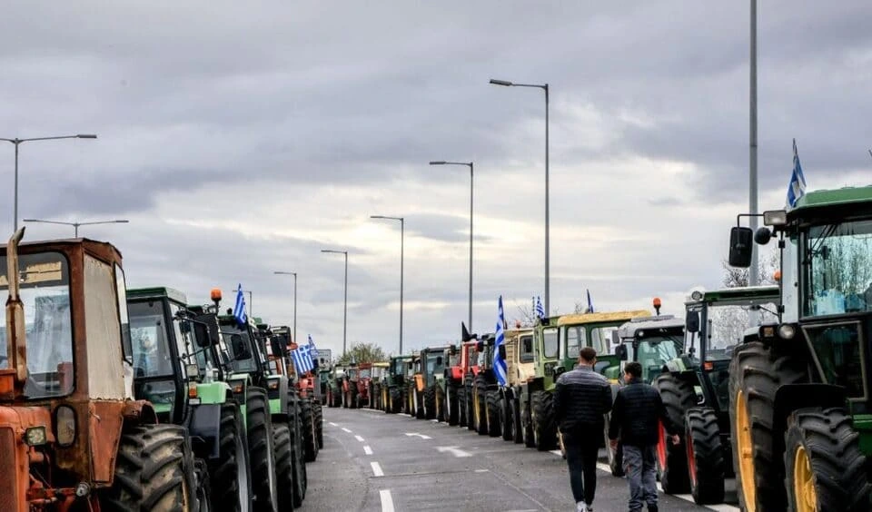 traktori-protest-greece.webp